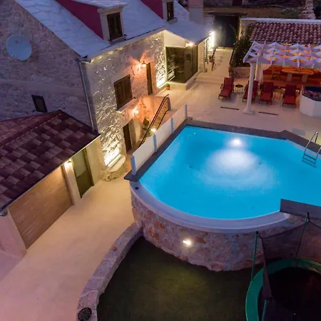 Villa Kameni Cvijet, - Makarska Podbablje