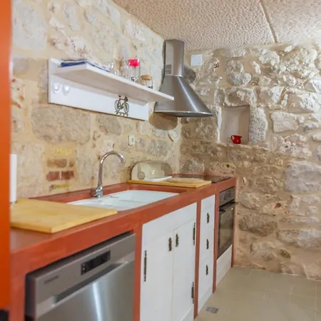 Kameni Cvijet, - Makarska *