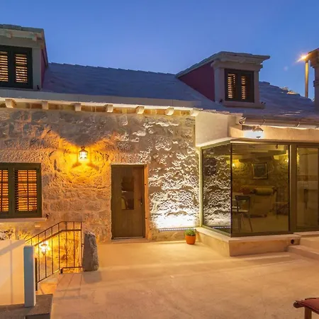 Villa Kameni Cvijet, - Makarska Podbablje