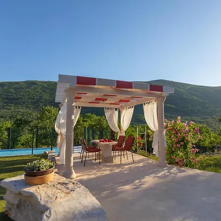 Kameni Cvijet, - Makarska Villa
